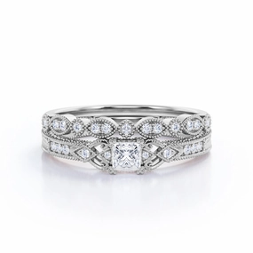 Handcrafted Object 0.50 Carat Princess Cut Diamond Antique Art Deco Bridal Set In White Gold