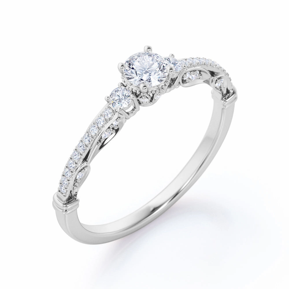 Fashion Look Brick and mortar 0.50 Ct Round Cut Diamond Trilogy Engagement Ring