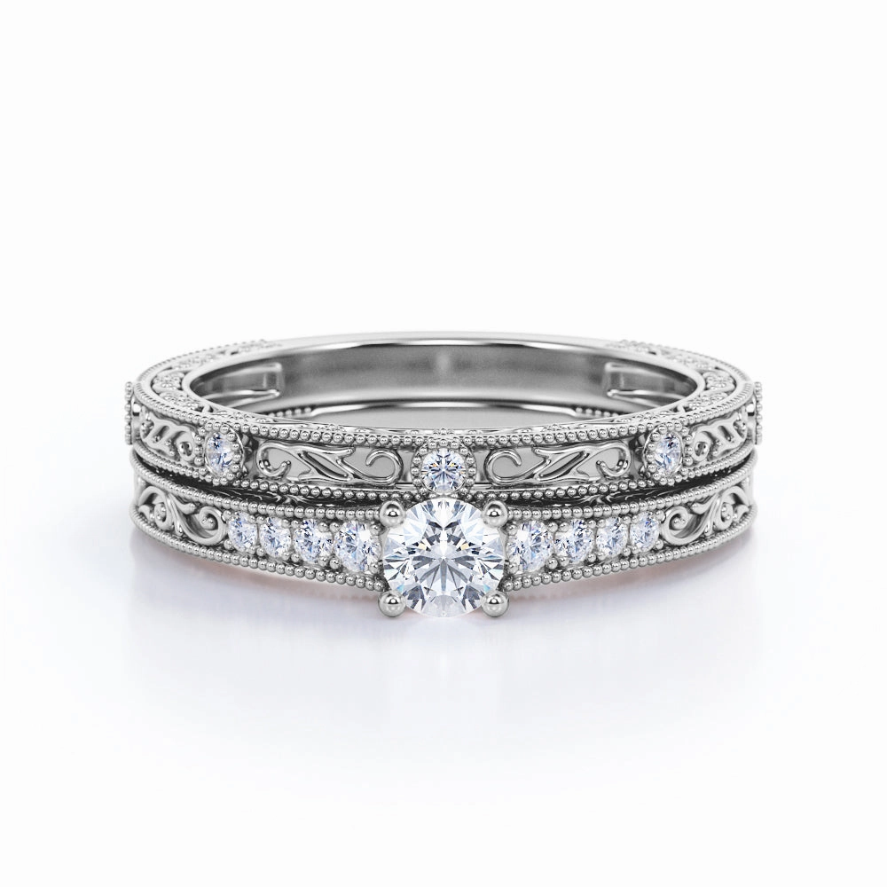 Casual Look Simple Token 0.50 Ct Round Cut Diamond Vintage Bridal Set