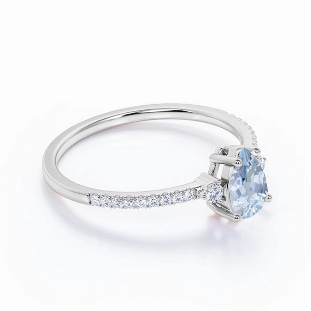 Premium Set 1.25 ct Pear Shaped Aquamarine Pave Engagement Ring