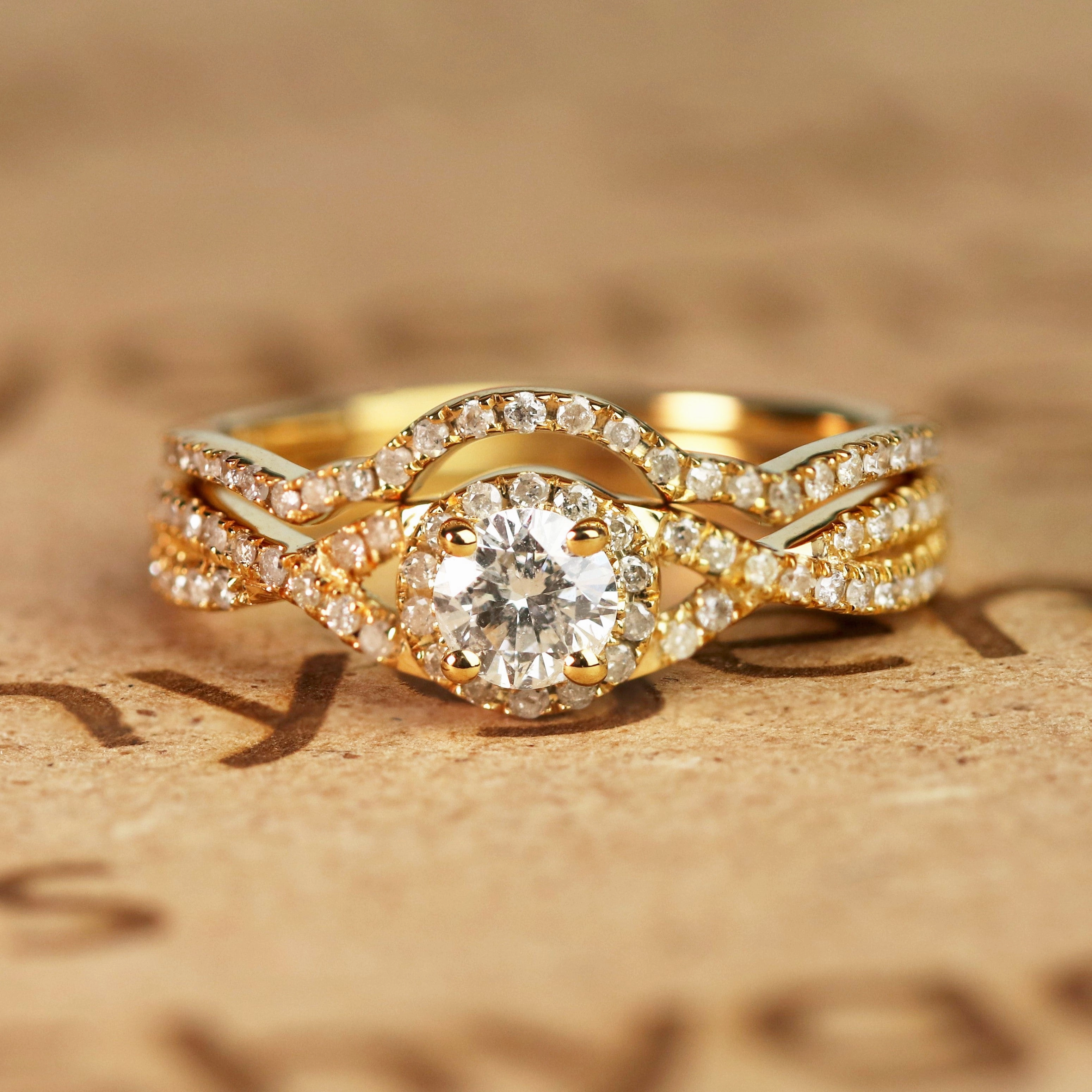 Timeless Product 1 Ct Round Cut Diamond Twist Wedding Ring Set