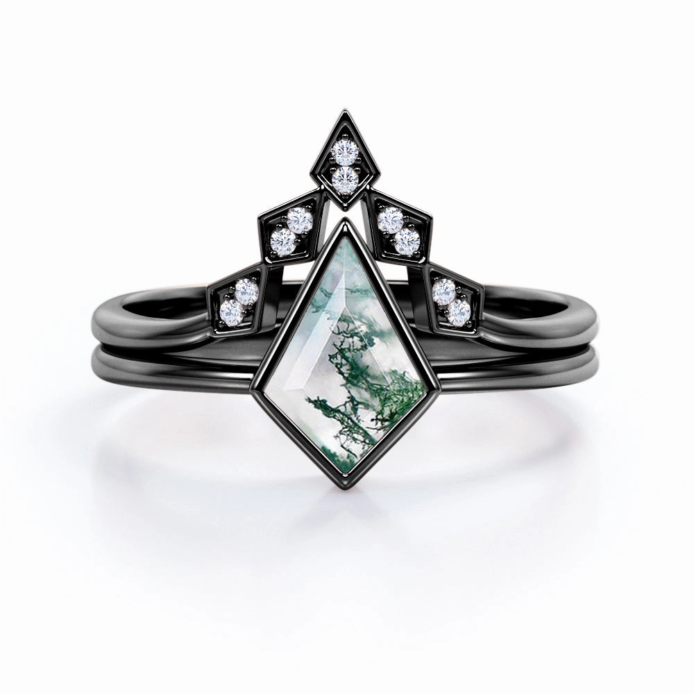 Geometric 1.25 Carat Kite Moss Agate Bridal Set Value Item