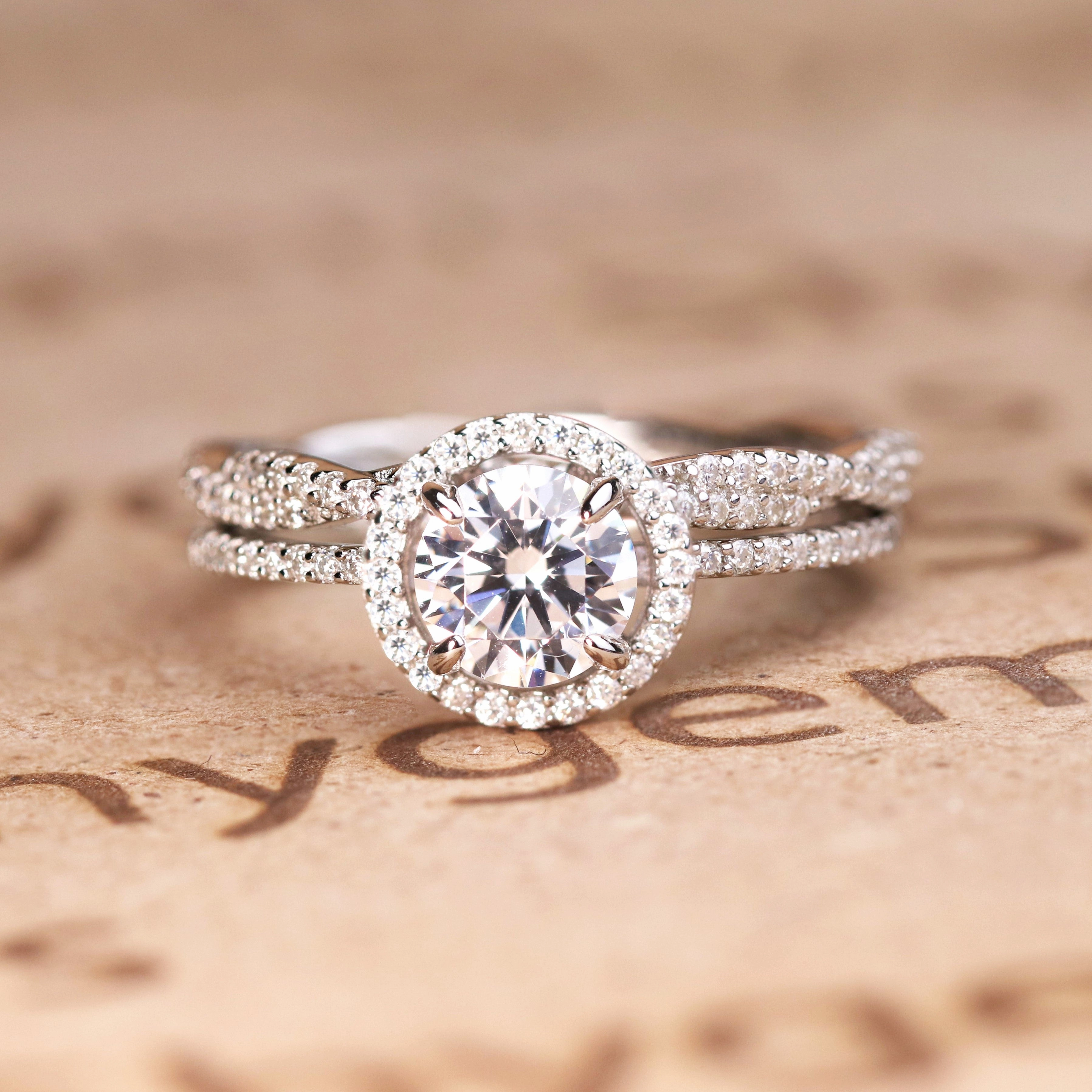 Bride Jewelry 2 Carat Round Cut Moissanite Infinity Wedding Set