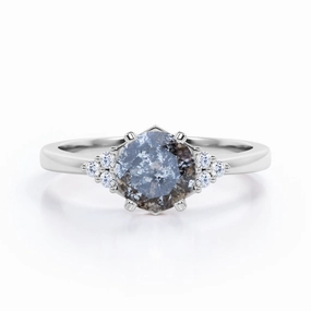 Seven Stone 0.60 Ct Round Salt and Pepper Diamond Engagement Ring Gentle Simplicity City Logo