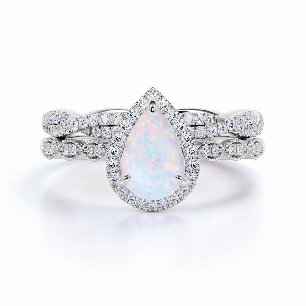 Unisex Design 1.75 ct Pear Shaped Fire Opal & Diamond Vintage Wedding Ring Set in 10K White Gold