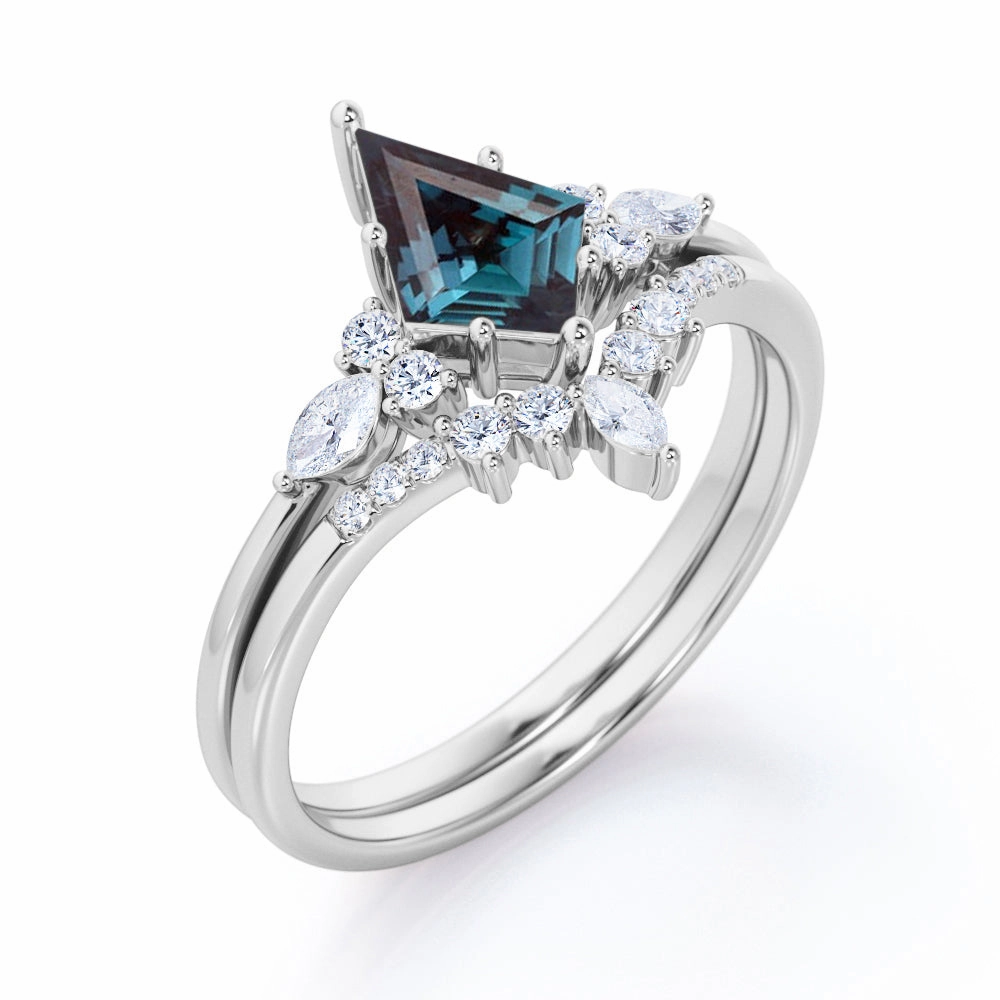 Unique Trinket Crown 1.25 Ct Kite Lab Alexandrite Bridal Set