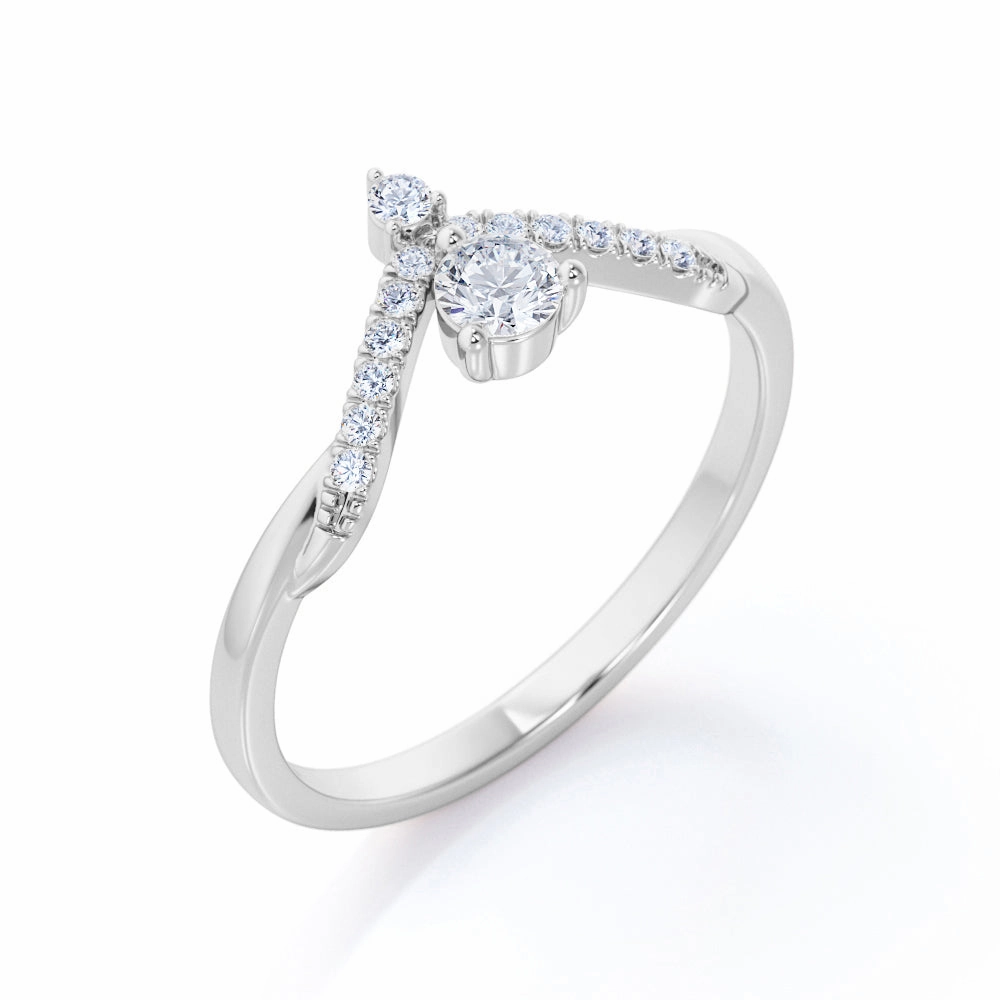 Chevron 0.5 Ct Round Cut Diamond Engagement Ring Traditional Accessory High-End Work