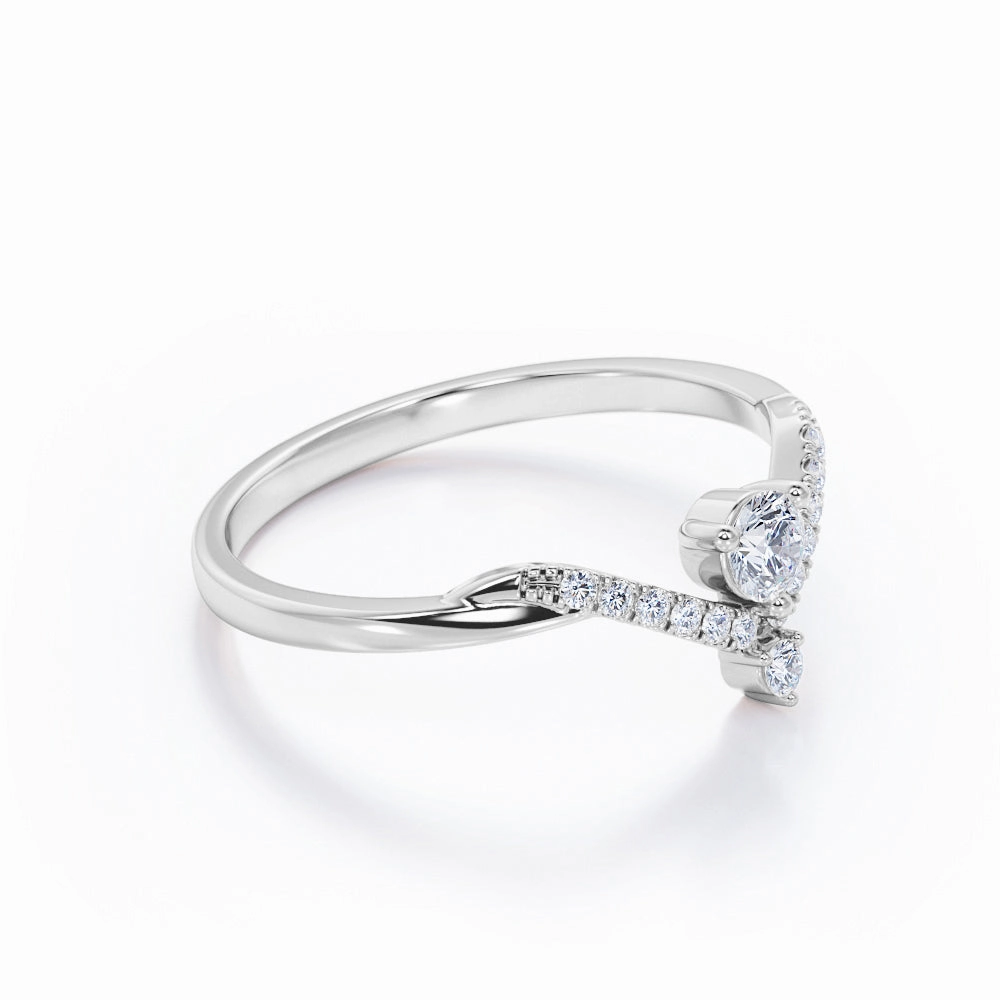 Custom Ornament Chevron 0.5 Ct Round Cut Diamond Engagement Ring