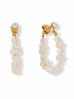 Sophisticated Must-Have Retro Adornment Cultured Freshwater Pearl Hoop Earrings with Crystal Post Gold-Plated Silver