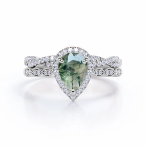 Ornate Accessory Scalloped Band 1.25 Carat Pear Cut Moss Agate Bridal Set