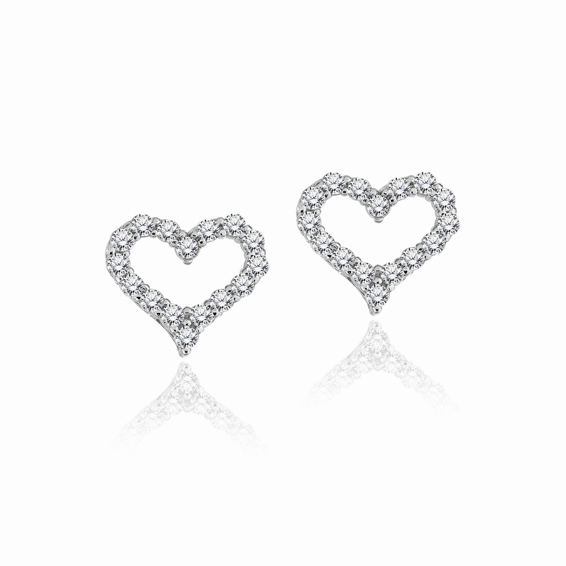 Stunning appearance Square Jewelry Dazzling Round Cut Heart Shaped Stud Earrings for Women in Silver
