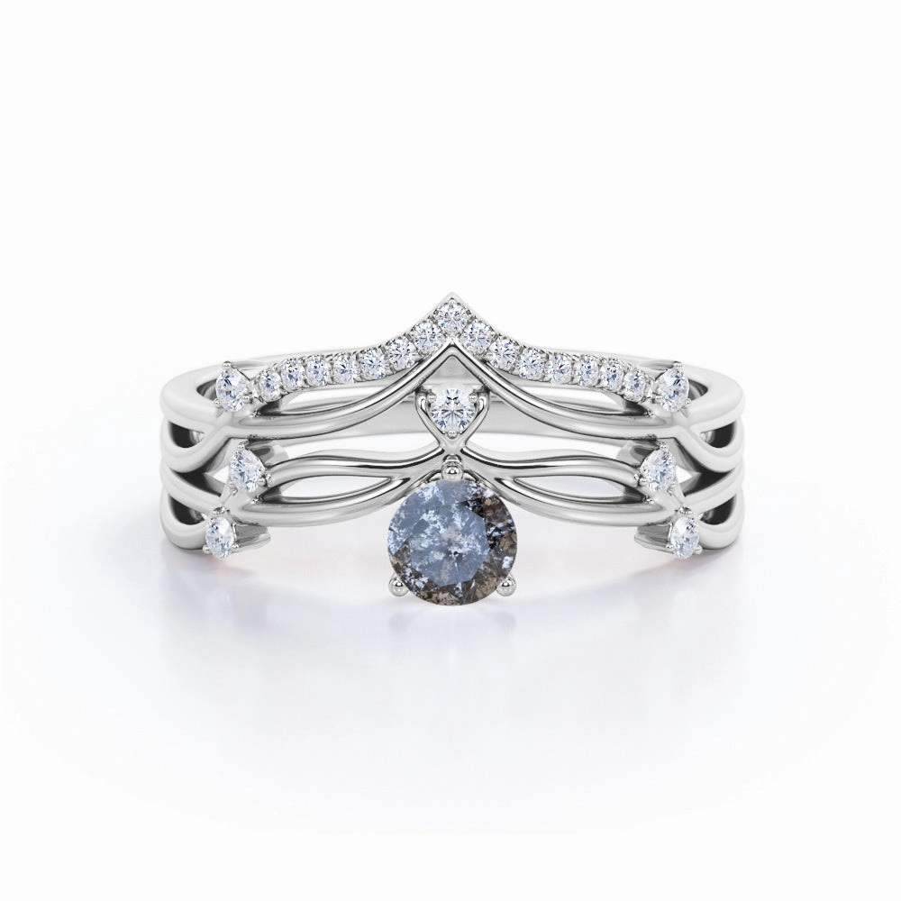 Occasion Wear Crown 0.95 Ct Round Salt and Pepper Diamond Wedding Ring Set