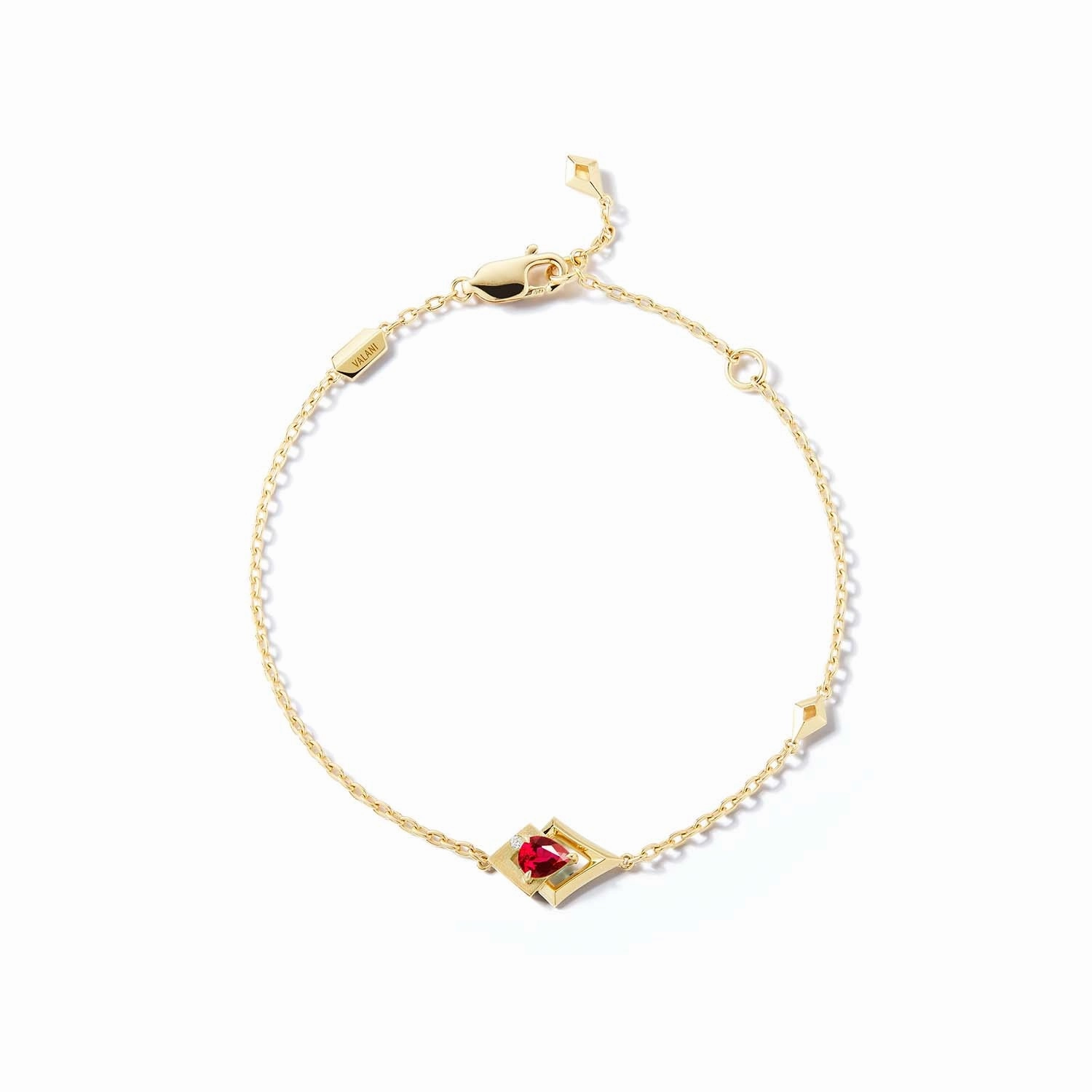Polished Contour Understated Style Bremer Jewelry Station Ruby Gemstone Bracelet in 18K Yellow Gold (0.41ctw)