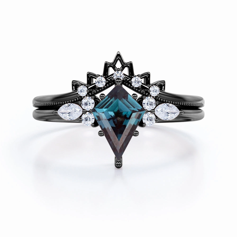 Glamorous Piece 1 Ct Kite Cut Lab Alexandrite Filigree Bridal Set