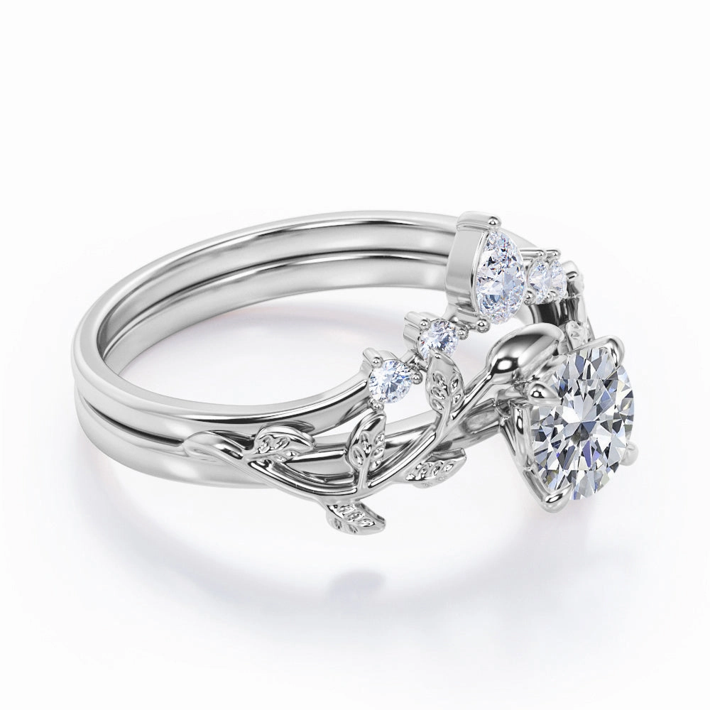 Timeless Treasure Fairytale 0.55 carat Round Moissanite and Diamond Wedding Ring Set in Black Gold