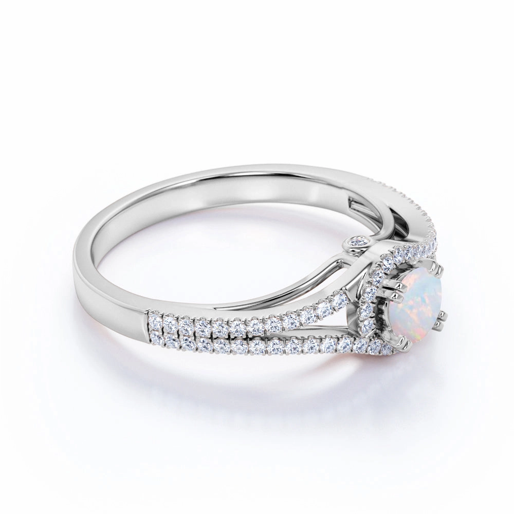 Vintage 0.83 Ct Round Cut Lab Created Opal Promise Ring Stylish Bauble