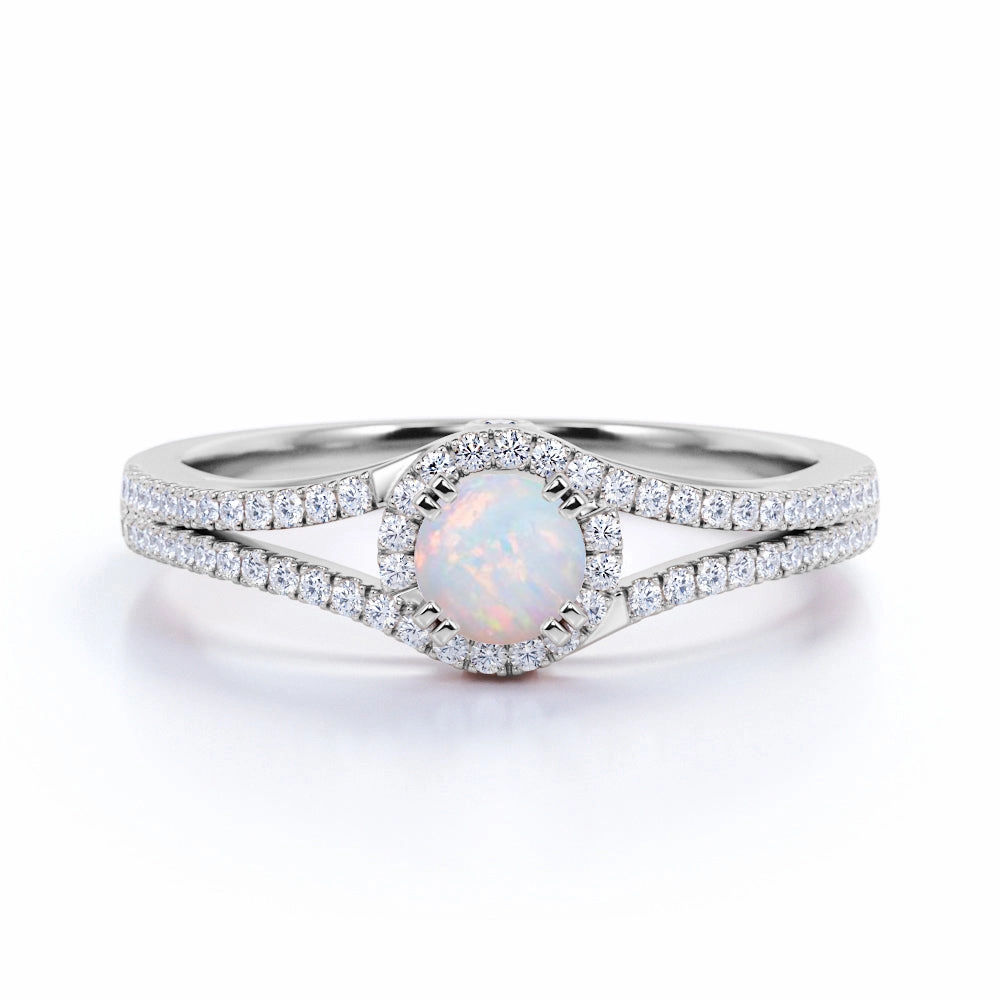 Graceful Finish Vintage 0.83 Ct Round Cut Lab Created Opal Promise Ring