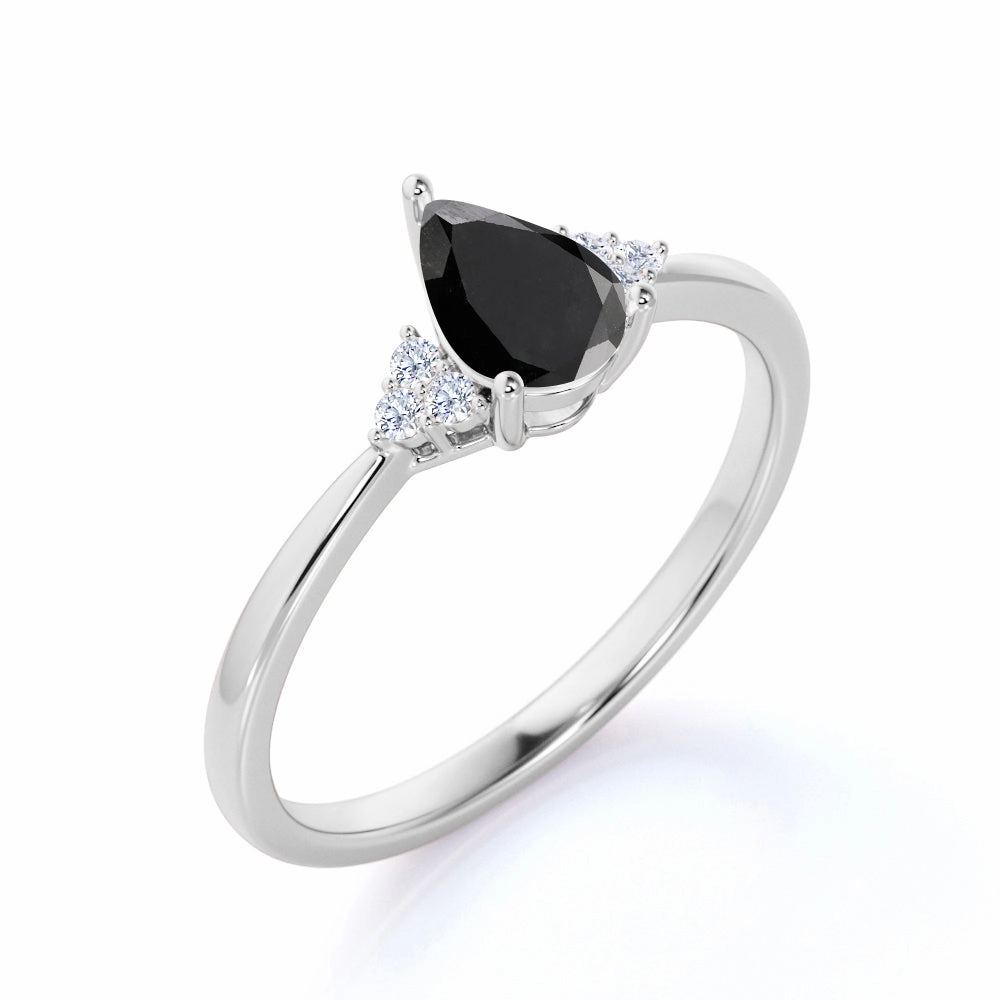 1.15 ct Teardrop Lab Black Diamond 7-Stone Engagement Ring Artistic Item