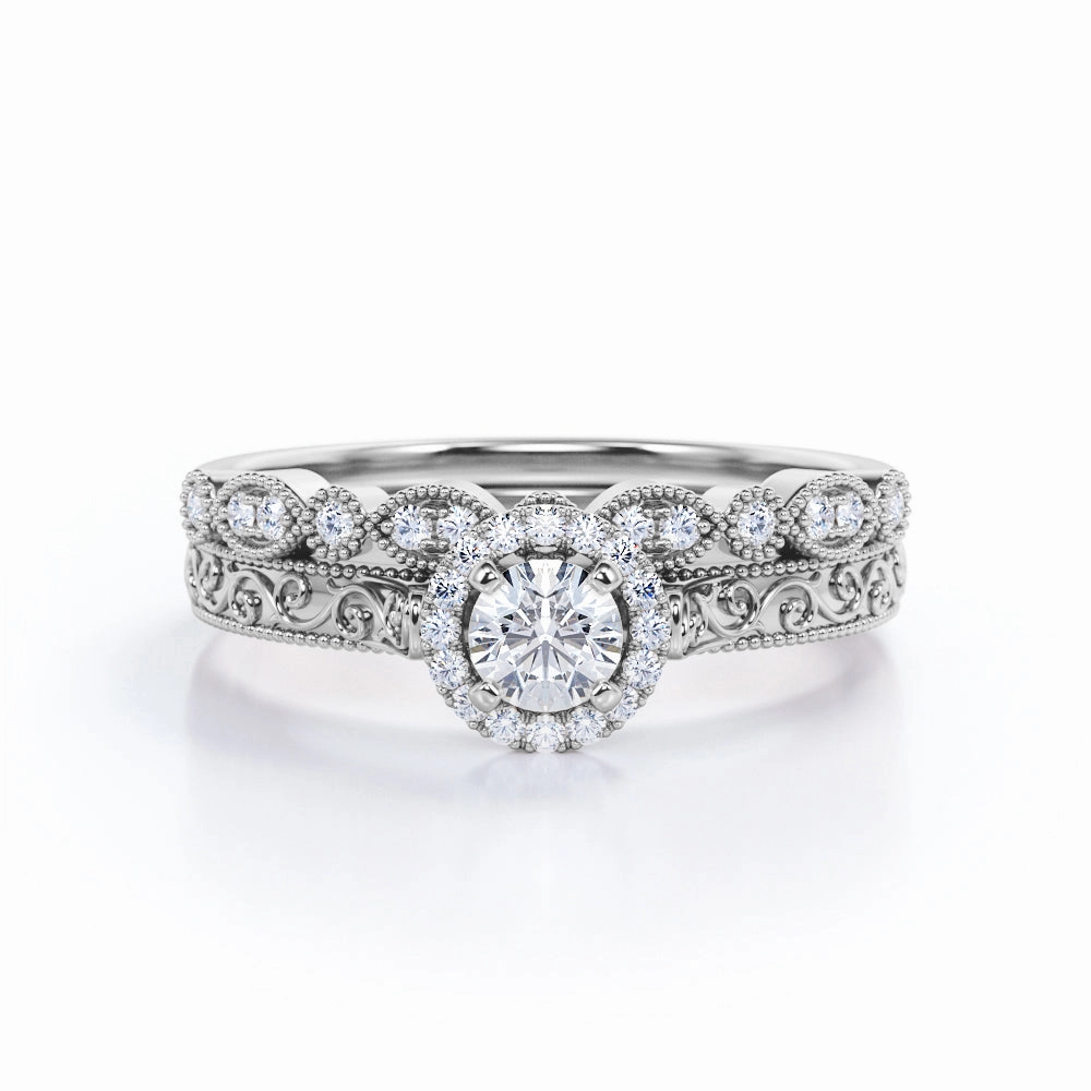 Delicate Item All Size Fit 0.55 Carat Round Cut Diamond Halo Wedding Ring Set In White Gold