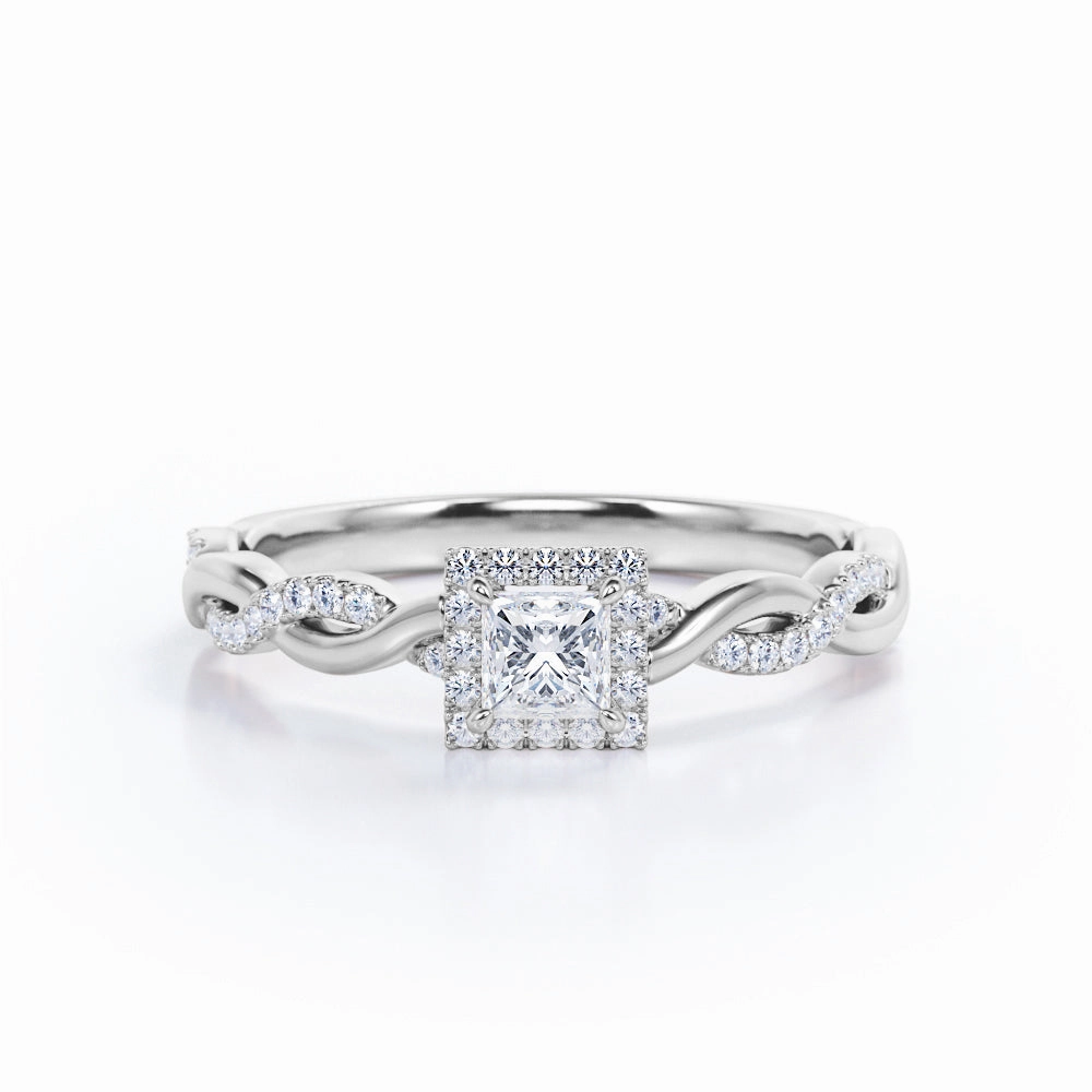 Luxury Memento 0.50 Ct Princess Cut Diamond Infinity Engagement Ring