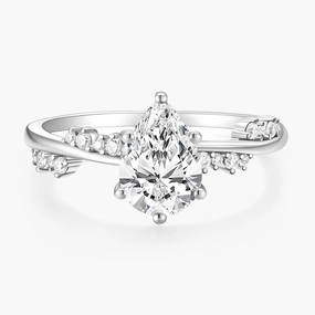 Nature Inspired Pear Cut 2CT CZ Ring in S925 Silver Luxurious design