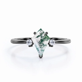 Durable Embellishment Secure Statement Three Stone 1 Carat Kite Moss Agate Engagement Ring