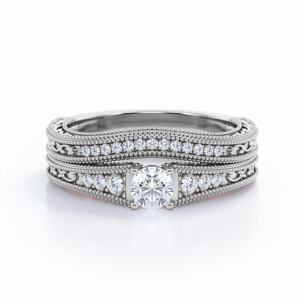 Tapered 0.50 Ct Round Cut Diamond Wedding Ring Set Romantic Occasion Modern Geometry