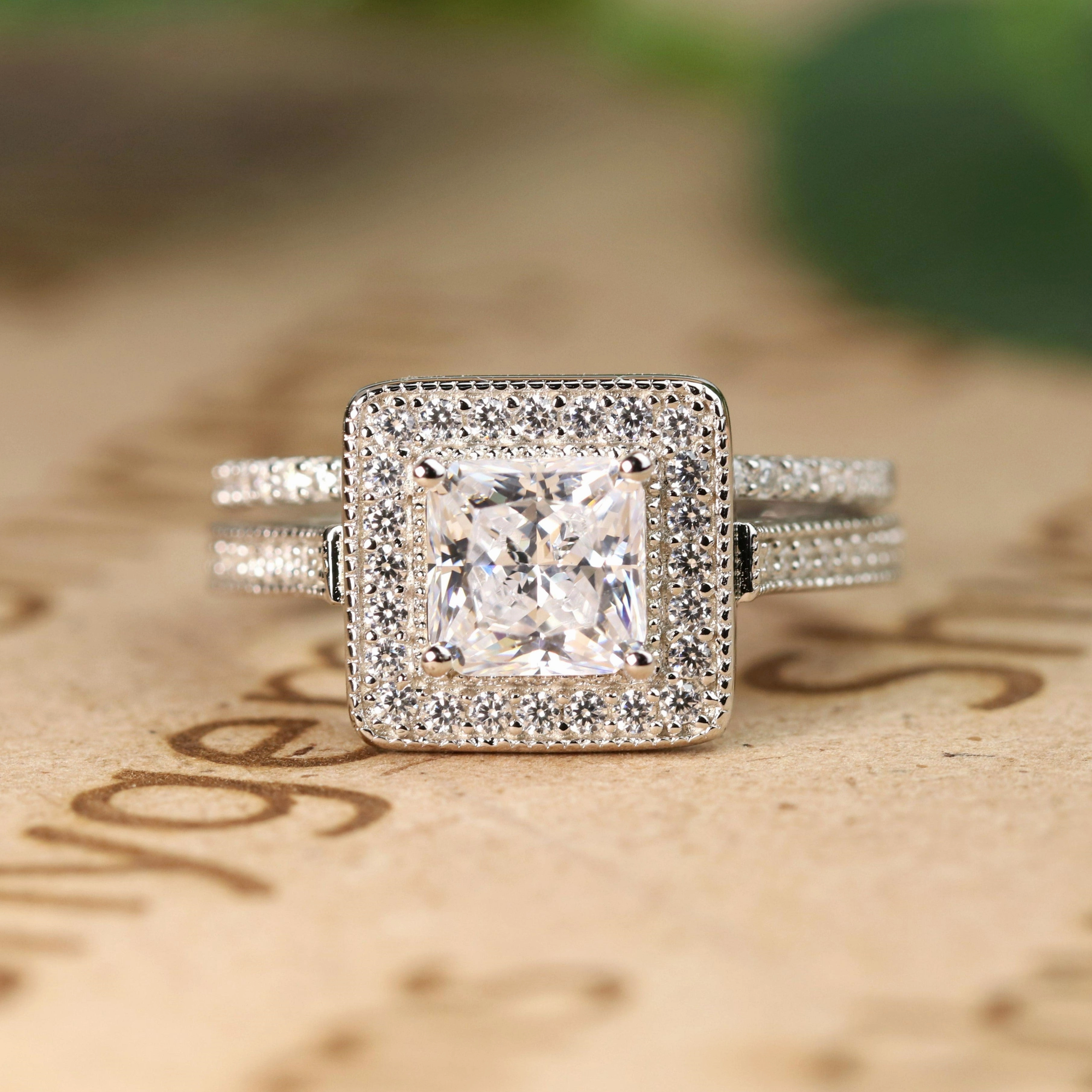 Low-Cost Accessory Delicate Token Vintage 1 Carat Princess Cut Moissanite Milgrain Bridal Set