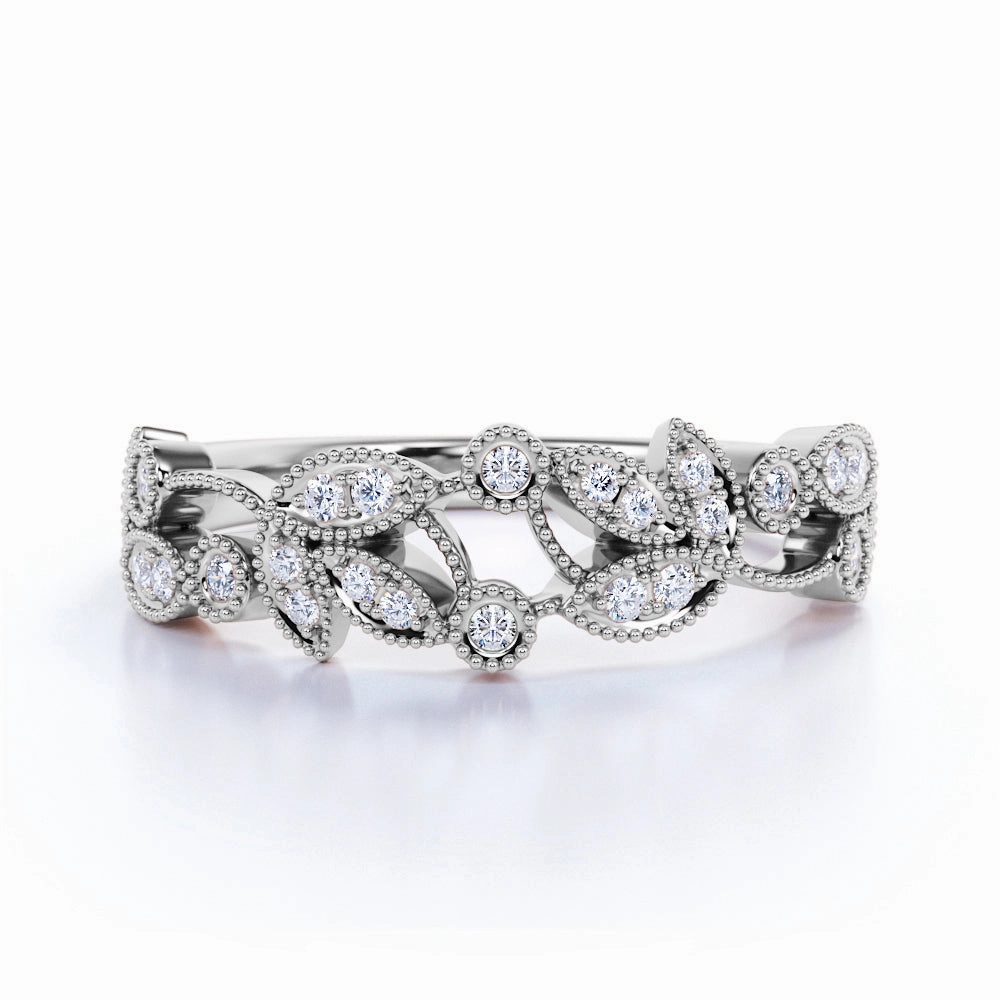 Creative Style 0.30 ct - Vintage Style - Milgrain - Stackable Ring