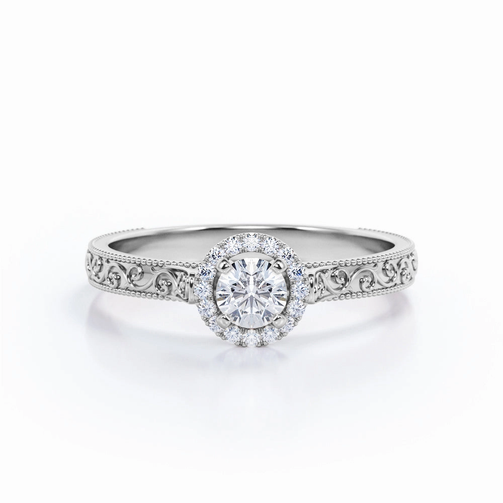 Chic piece 0.40 Carat Round Cut Diamond Antique Art Deco Engagement Ring In White Gold